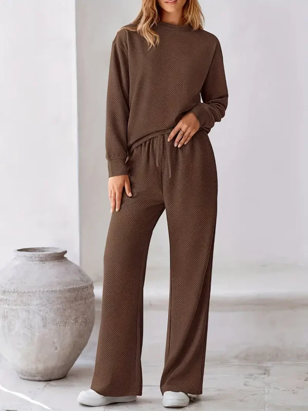 Cozy Sweatshirt Two-Piece Set – Solid Color Loungewear - Image 3